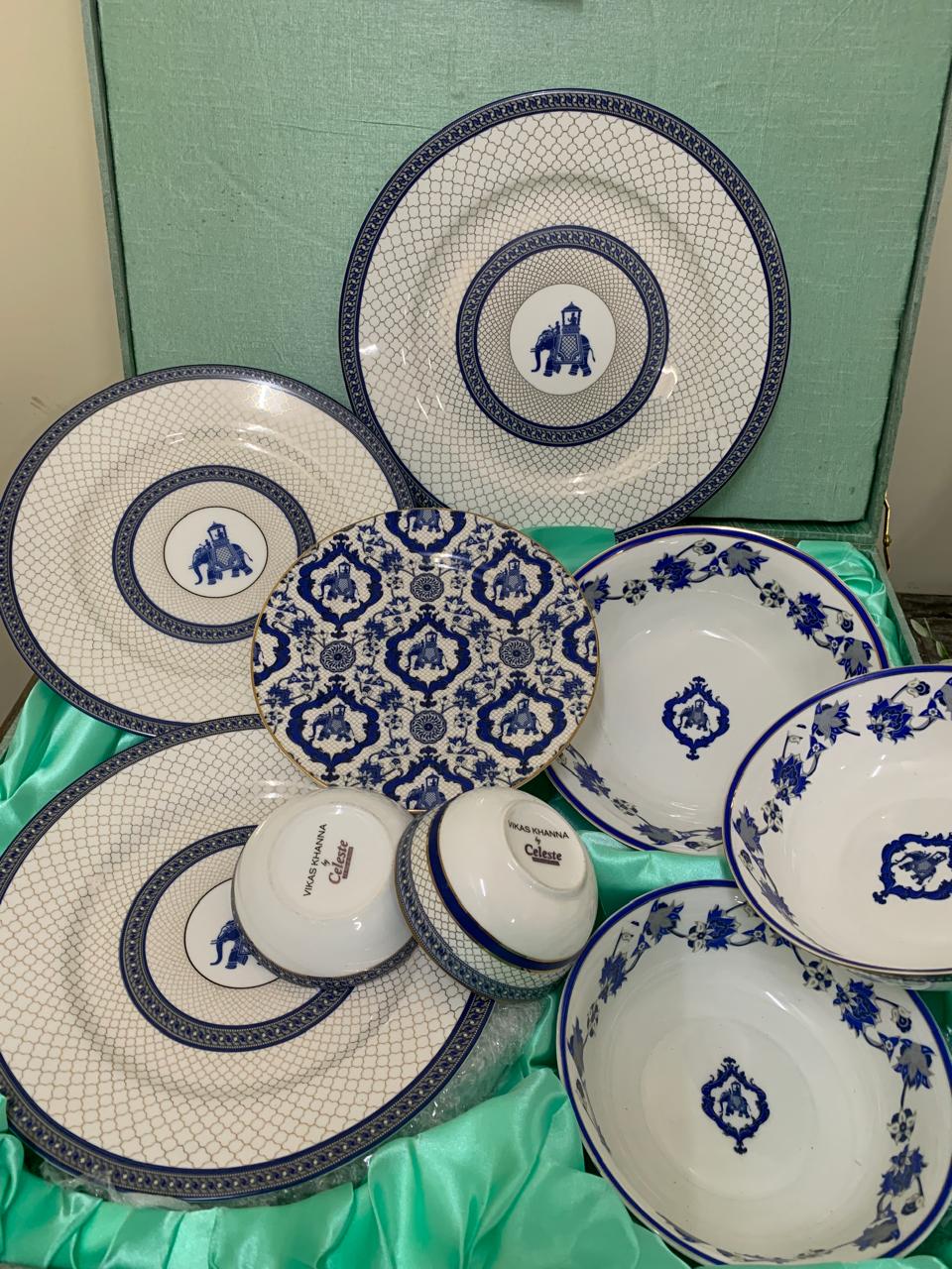 Elephant Collection 28-Piece Dinner Set
