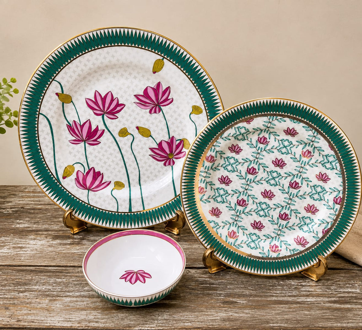 Lotus Collection 28-Piece Luxury Dinner Set