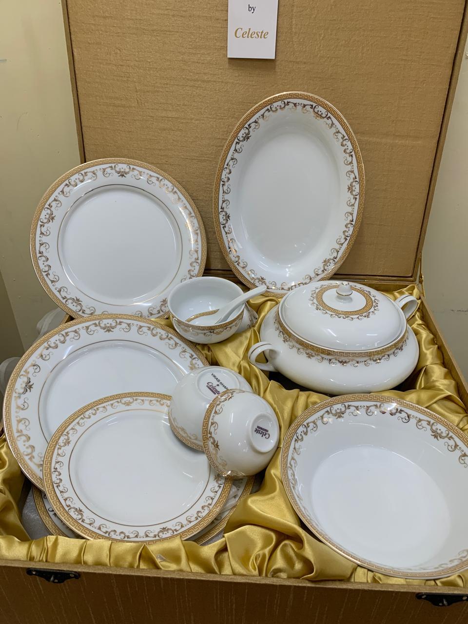 Vintage Gold 35-Piece Luxury Dinner Set | Celeste Artesano